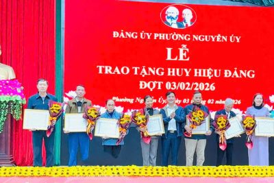 Lễ trao Huy hiệu 30 năm tuổi Đảng và Lễ kết nạp đảng viên mới là sự kiện chính trị có ý nghĩa quan trọng, thể hiện sự ghi nhận của Đảng đối với quá trình cống hiến của đảng viên, đồng thời khẳng định công tác xây dựng, phát triển tổ chức Đảng tại đơn vị.